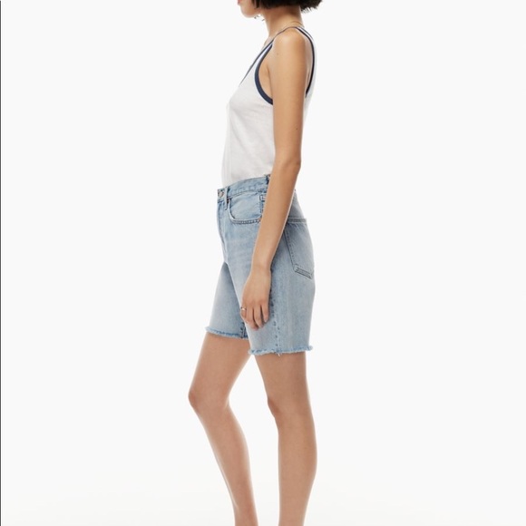 Aritzia Denim Forum Loose Mid-Thigh Short in Light Denim - Picture 3 of 9